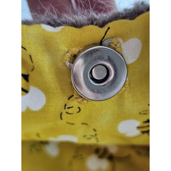 handmade wool felted Small Handbag Bee Print Inside Magnet Snap Boho Hippy - Picture 10 of 10